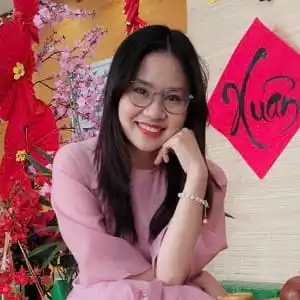 Sra. Trang Quach - Diseñadora y desarrolladora de nuestros sitios web. 